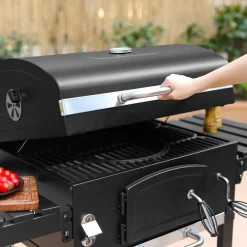 Barbecue a carbonella con copertura