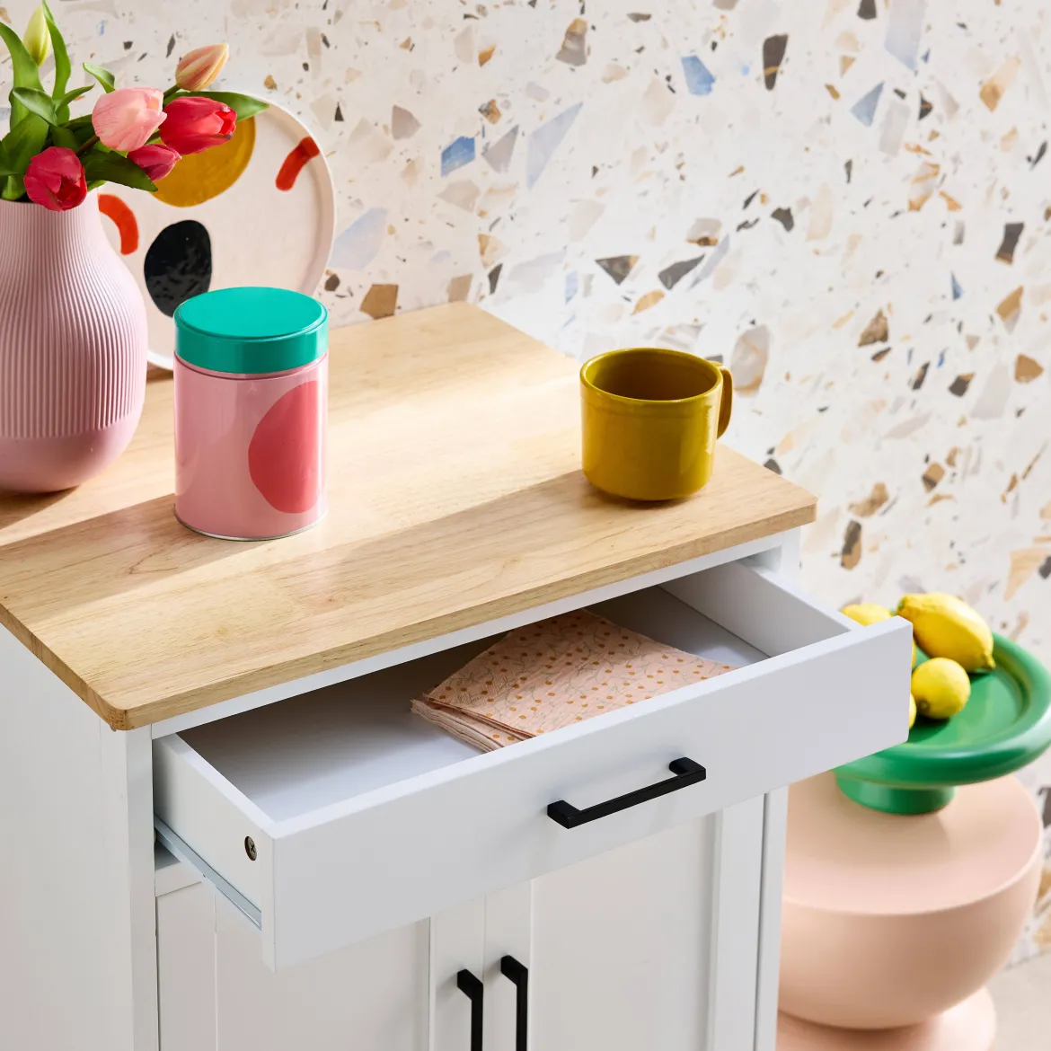 Carrello da cucina in legno di gomma con 2 ripiani, 56cm