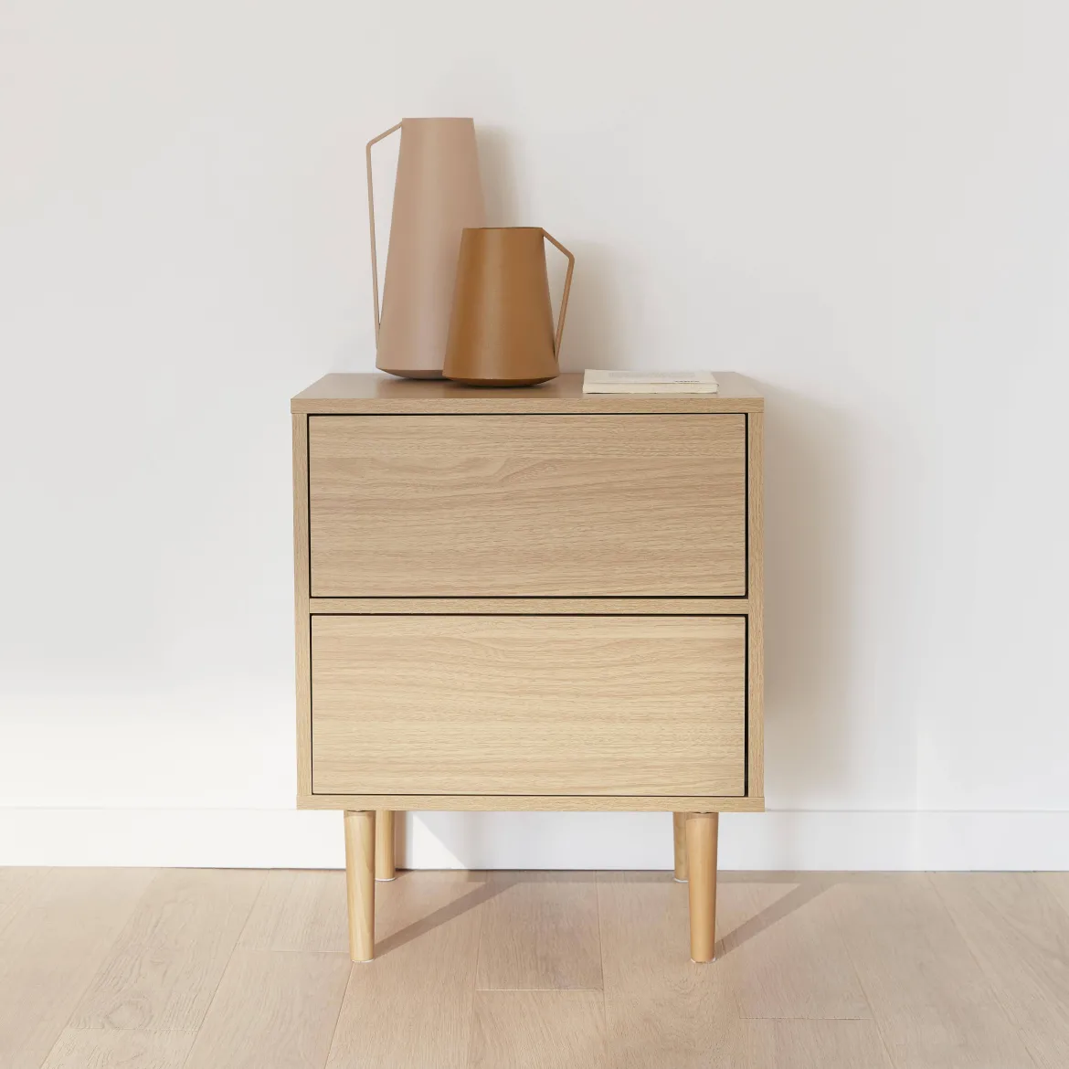 Comodino effetto legno naturale