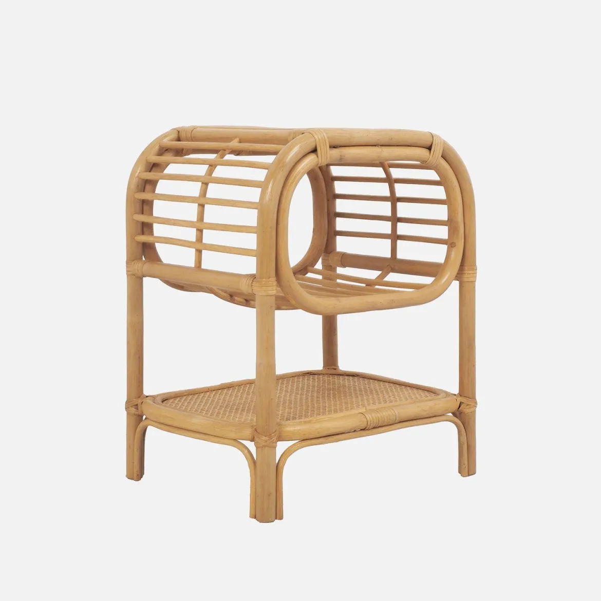 Comodino in rattan naturale curvato 1 ripiano 1 nicchia