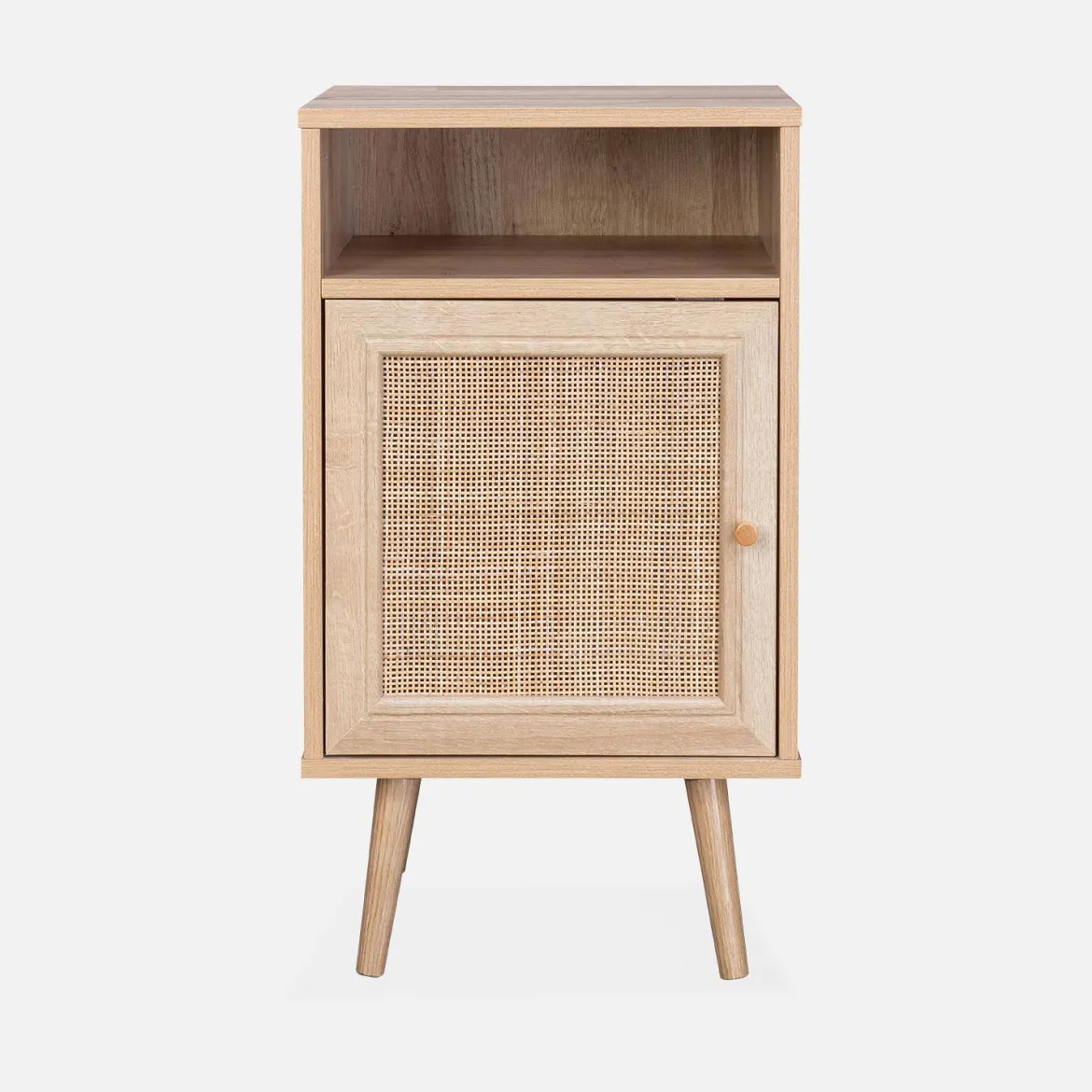 Comodino scandinavo in vimini