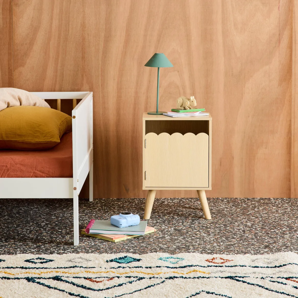 Comodino per bambini decorazione legno 1 anta