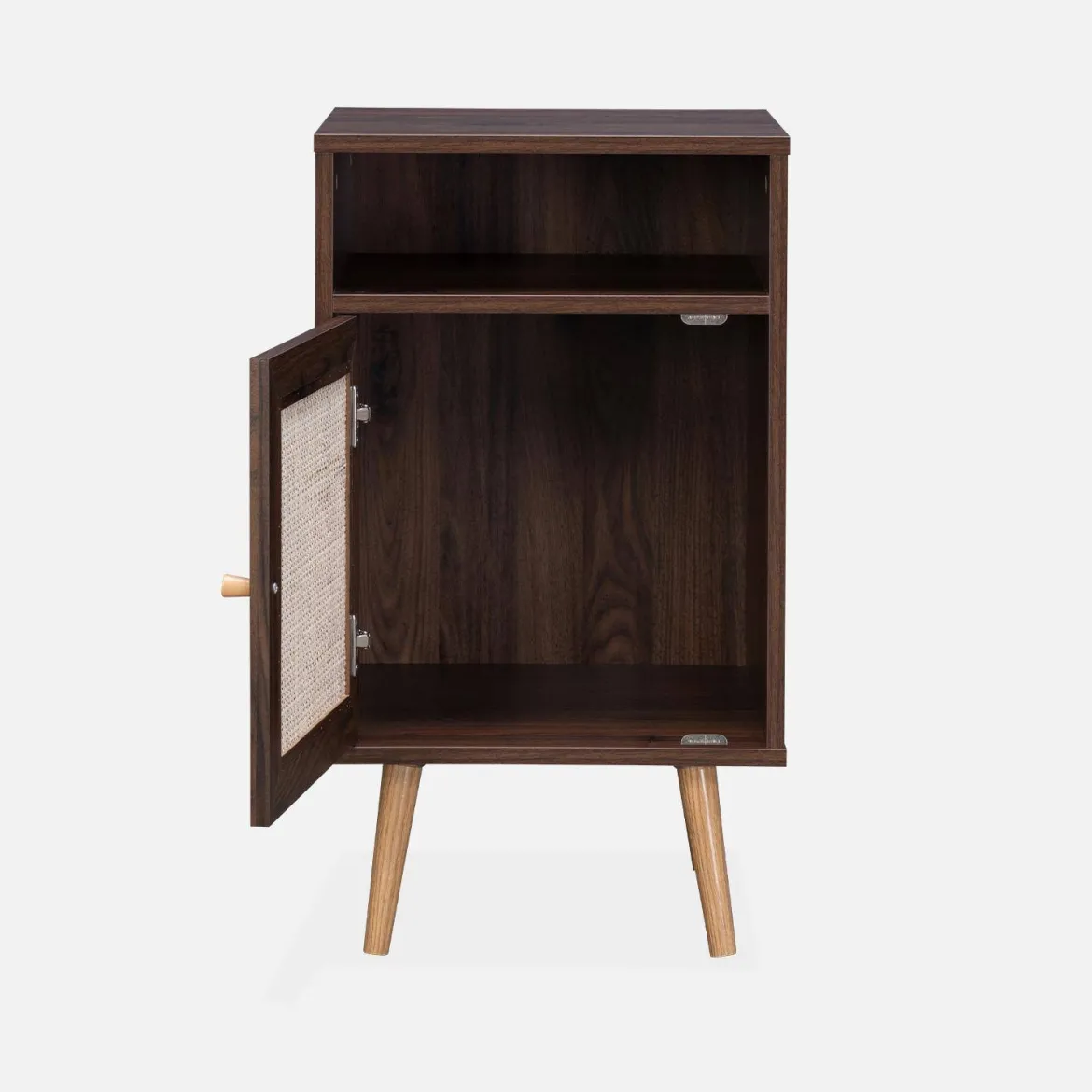 Comodino scandinavo in vimini