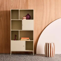 Credenza industriale in metallo con 8 scomparti