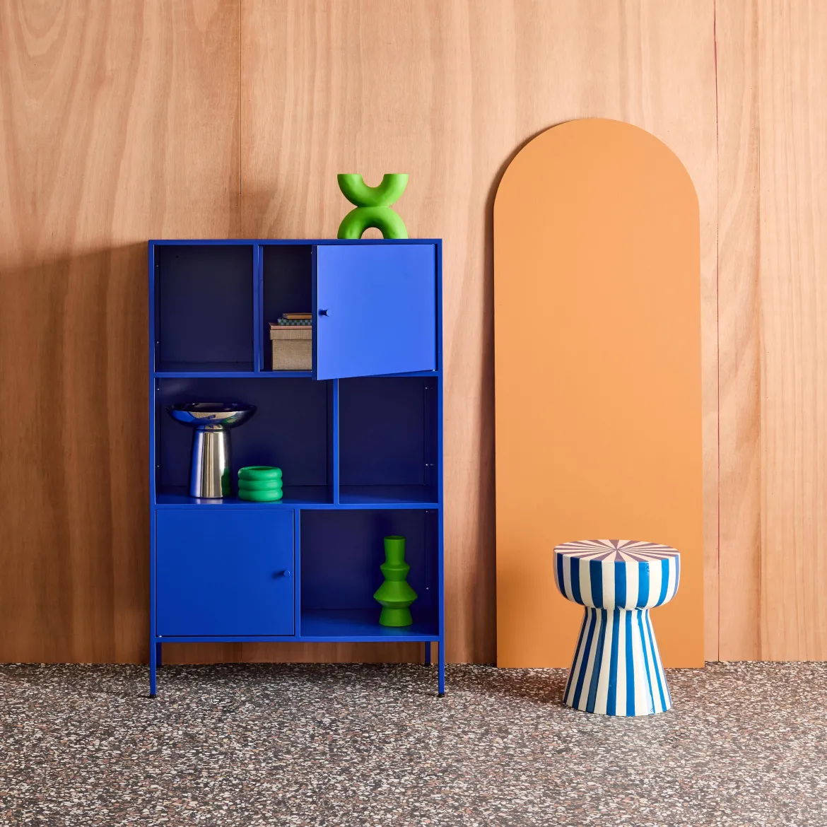 Credenza industriale in metallo con 6 scomparti