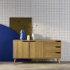 Credenza scandinava a 2 ante effetto legno di noce, 160cm