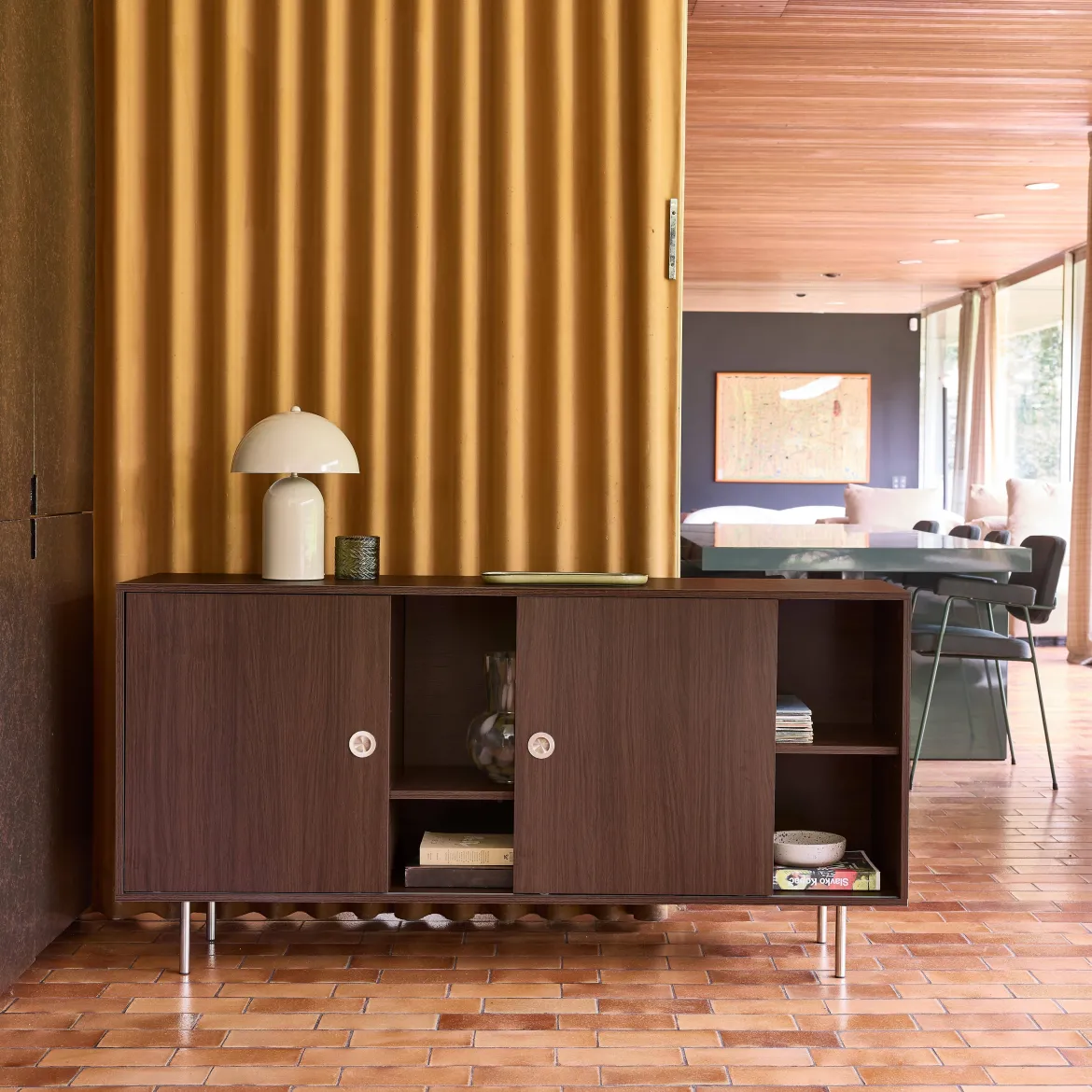 Credenza vintage decorata in legno e acciaio inossidabile 2 ante, 150cm
