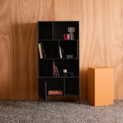 Credenza industriale in metallo con 8 scomparti