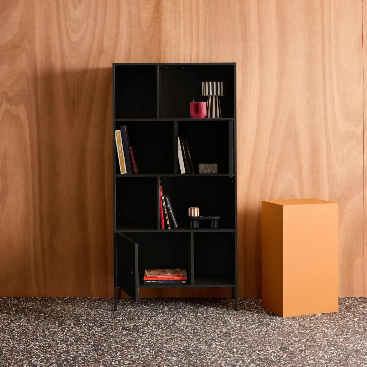 Credenza industriale in metallo con 8 scomparti