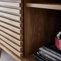 Credenza scandinava effetto legno e anta scorrevole scanalata, 80cm
