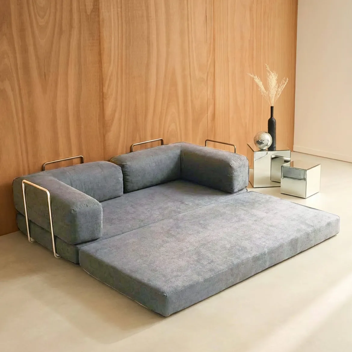 Divano letto futon in velluto a coste e struttura cromata