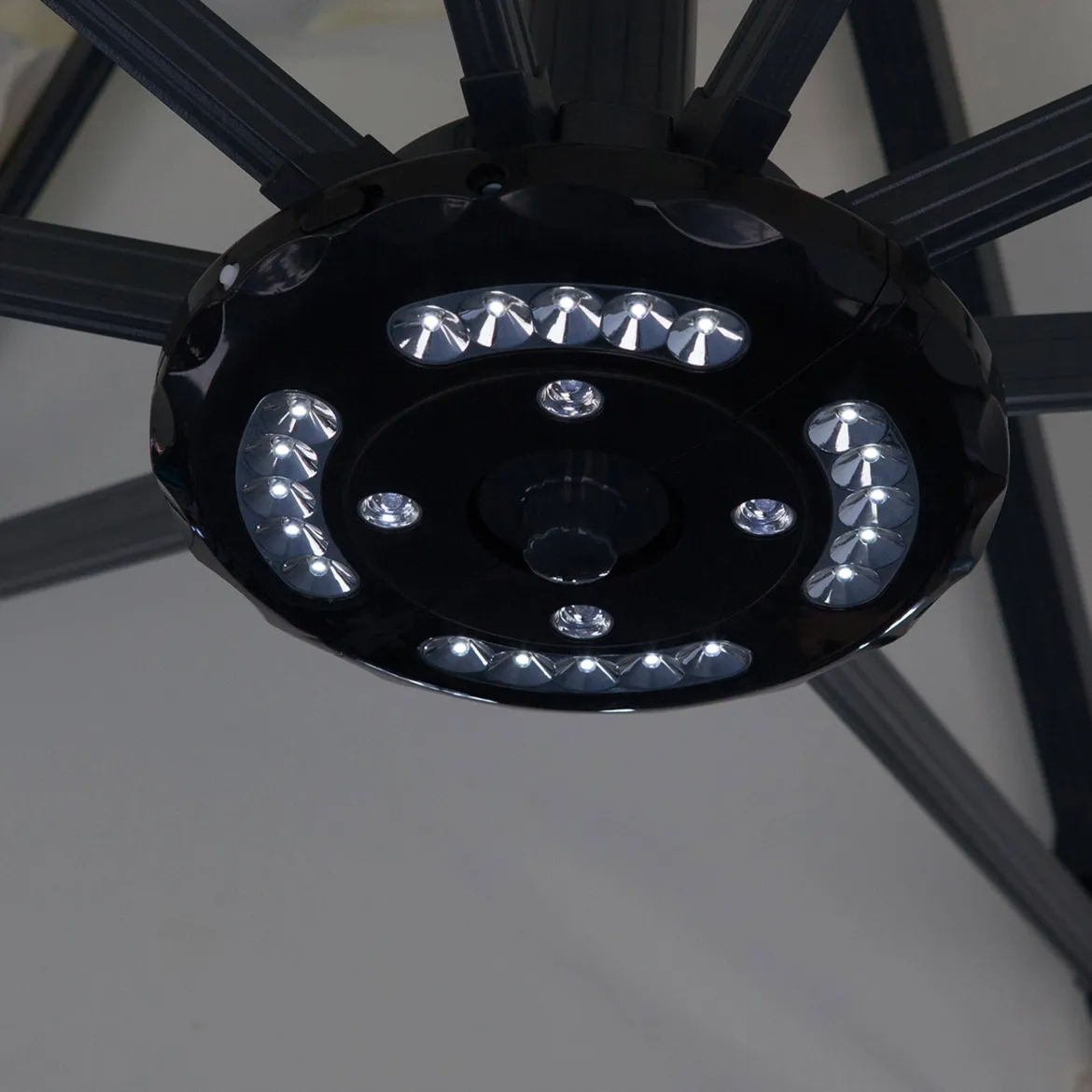 Lampada LED per ombrelloni
