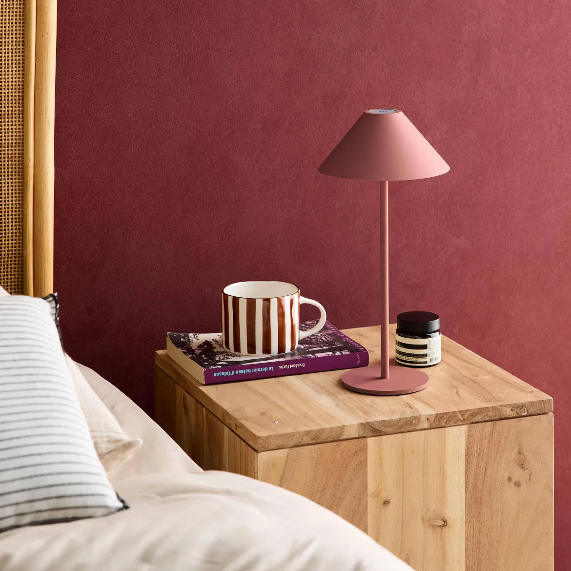 Lampada da tavolo LED senza fili, 135cm