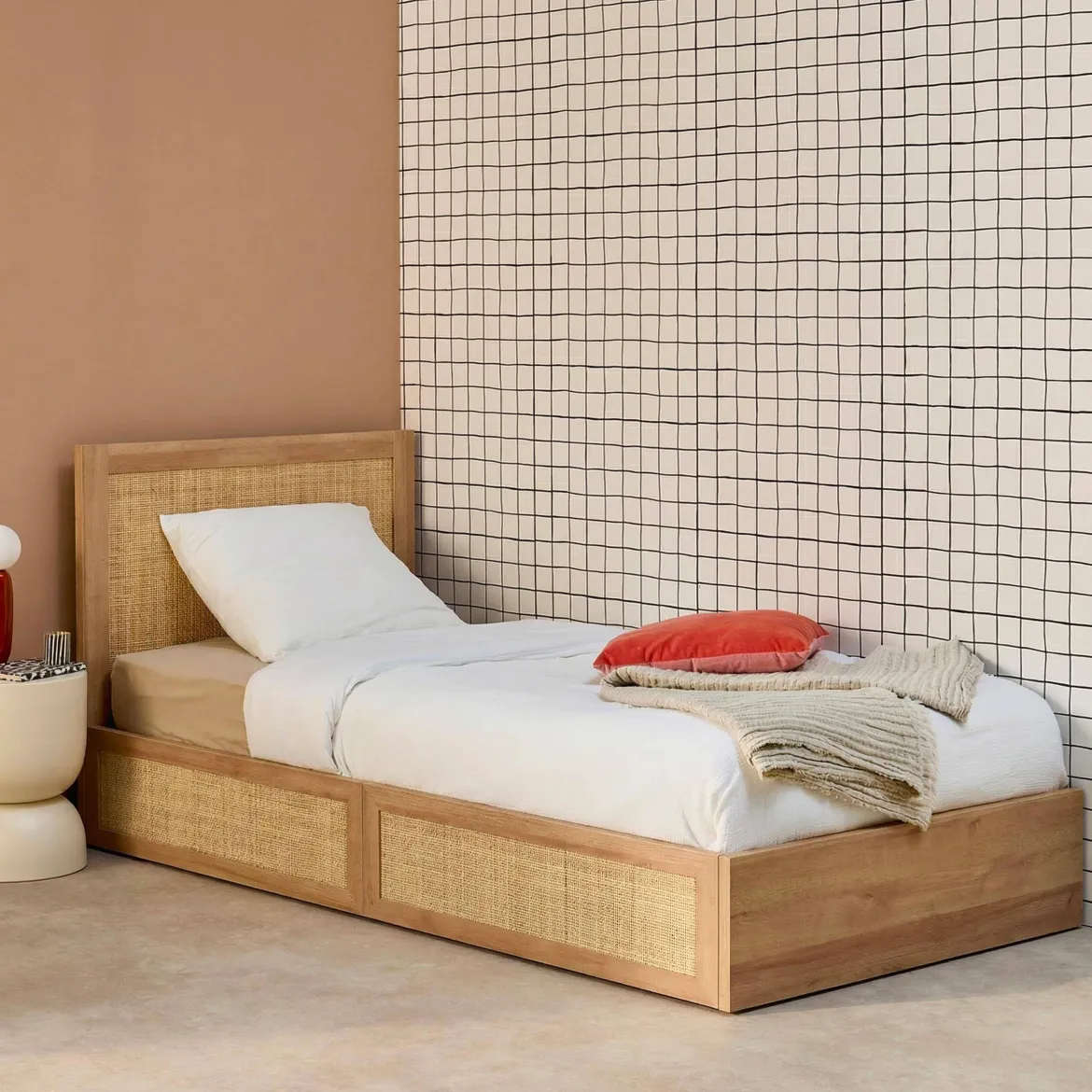 Letto bohemien con rete a doghe e testiera 90cm + 2 cassetti