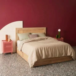 Letto bohemien con rete a doghe e testiera 160x200cm + 4 cassetti
