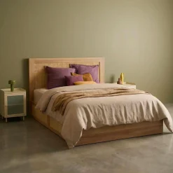 Letto bohemien con rete a doghe e testiera 140x190cm + 4 cassetti