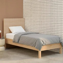 Letto con rete a doghe e testiera 90x190cm decorazione legno