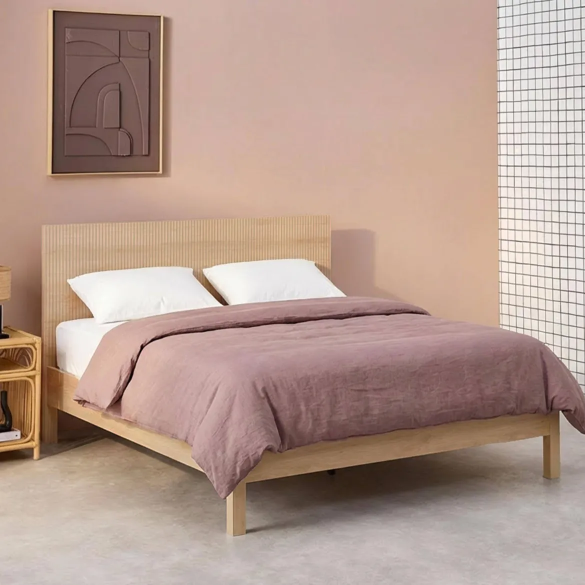 Letto con rete a doghe e testiera 140x190cm decorazione legno