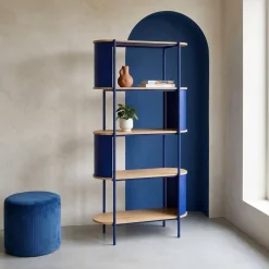 Libreria in metallo curvato e legno a 5 livelli