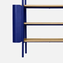 Libreria in metallo curvato e legno a 6 livelli