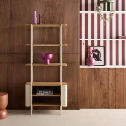 Libreria in metallo curvato e legno a 6 livelli