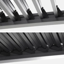 Pergola bioclimatica 3x3m con piedini arrotondati in alluminio e acciaio e lamelle orientabili