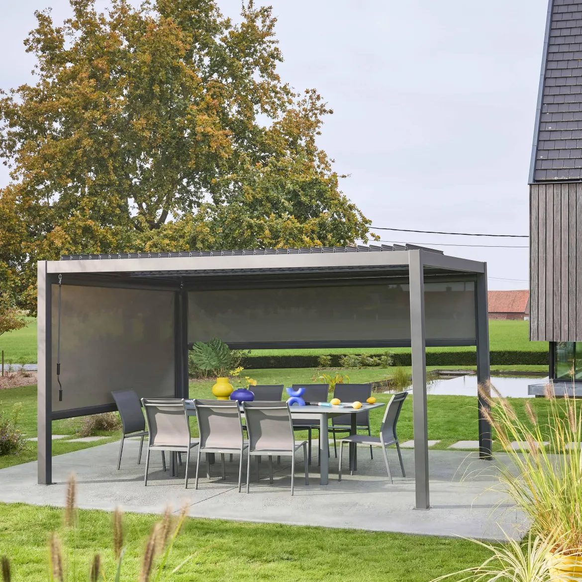 Pergola bioclimatica 3x4m in alluminio e acciaio + 1 tenda 3m + 1 tenda 4m