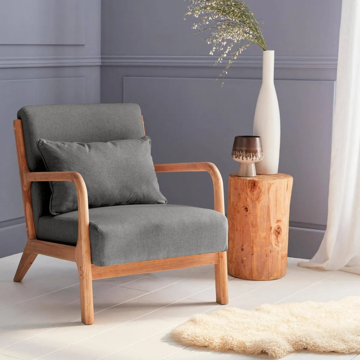 Poltrona scandinava in legno e tessuto con braccioli