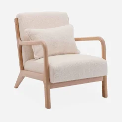 Poltrona scandinava in legno e tessuto bouclé testurizzato