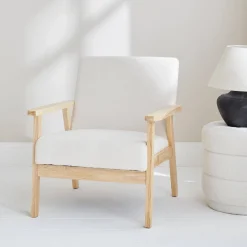 Poltrona scandinava in legno e tessuto bouclé