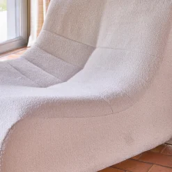 Poltrona in tessuto bouclé strutturato, 3 posti