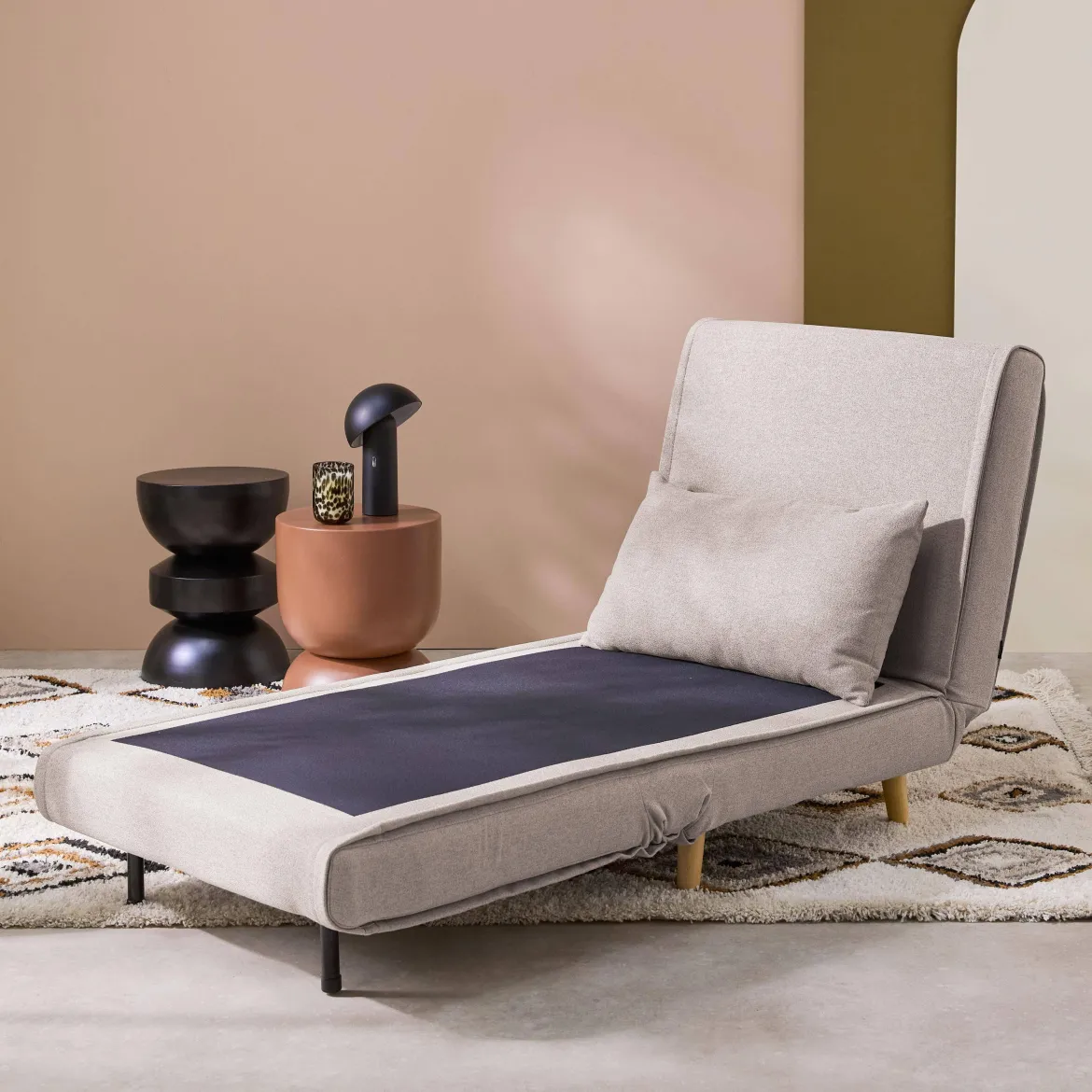 Poltrona letto convertibile tessuto con piedi in legno