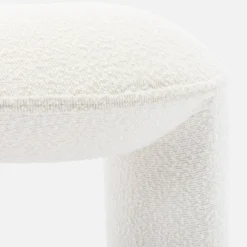 Pouf in bouclé