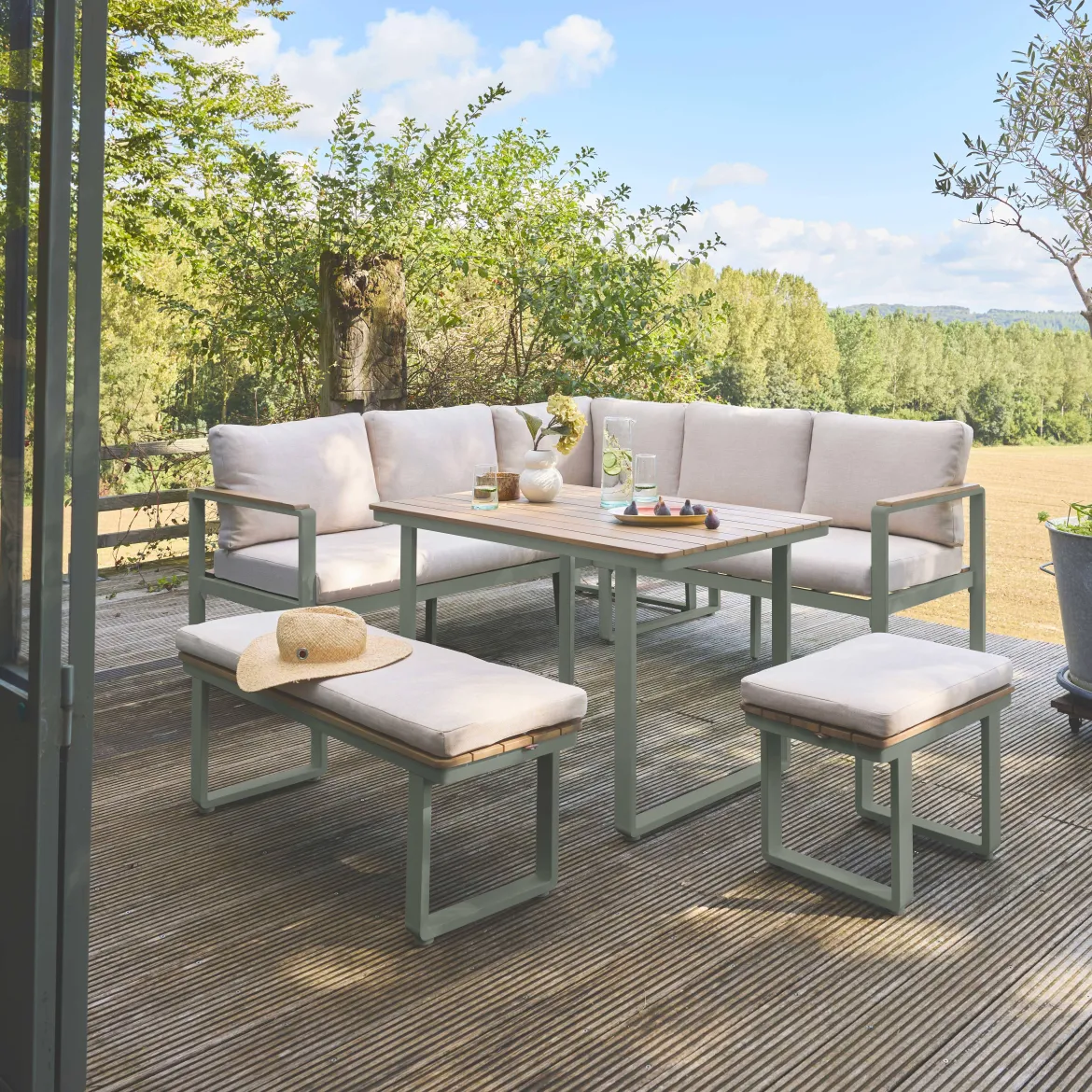 Salotto da giardino in legno di acacia e alluminio, 8 posti