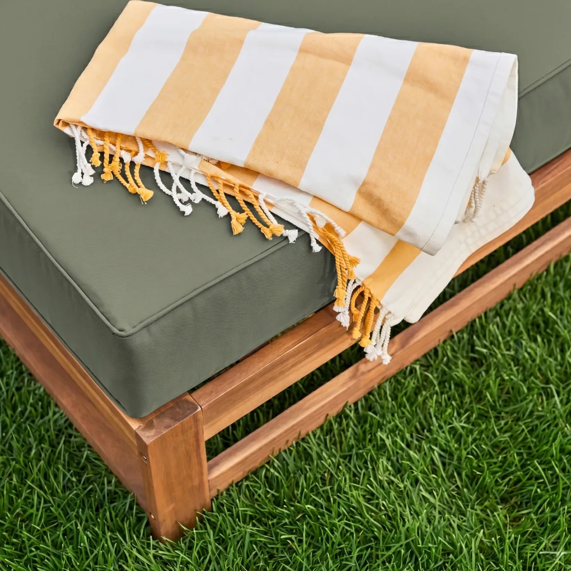 Salotto da giardino in legno, 5 posti