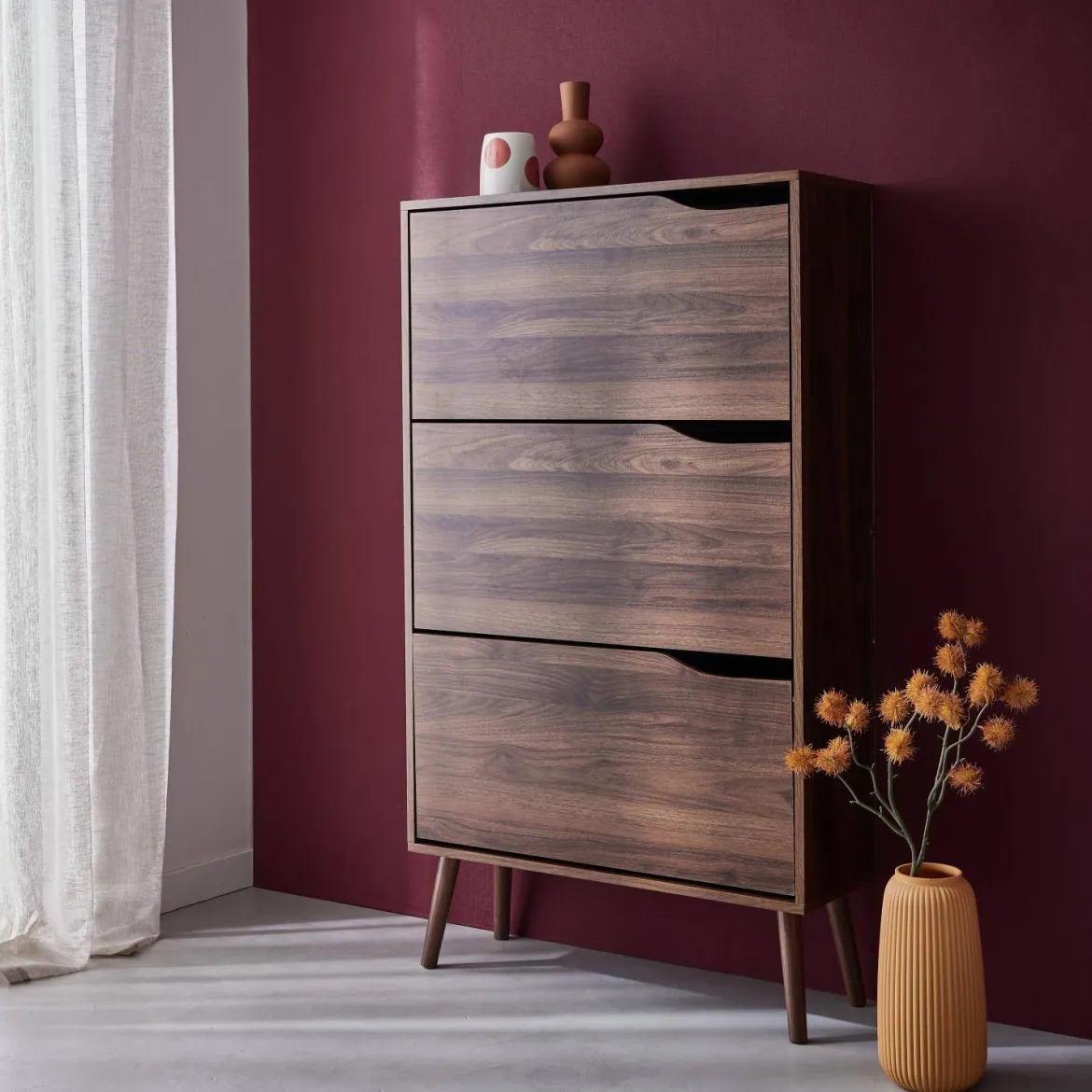 Scarpiera con decoro in legno, 3 ante