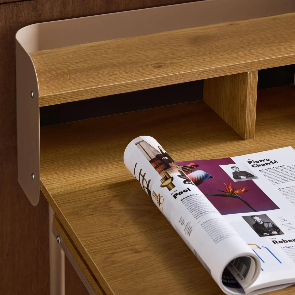 Scrivania in metallo e legno con 3 vani