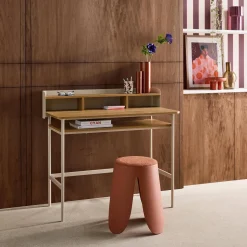Scrivania in metallo e legno con 3 vani
