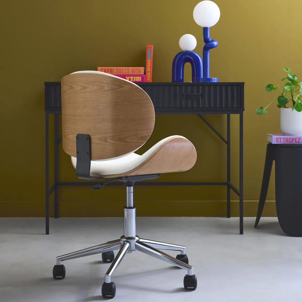 Sedia da ufficio con rotelle, effetto legno curvato e similpelle