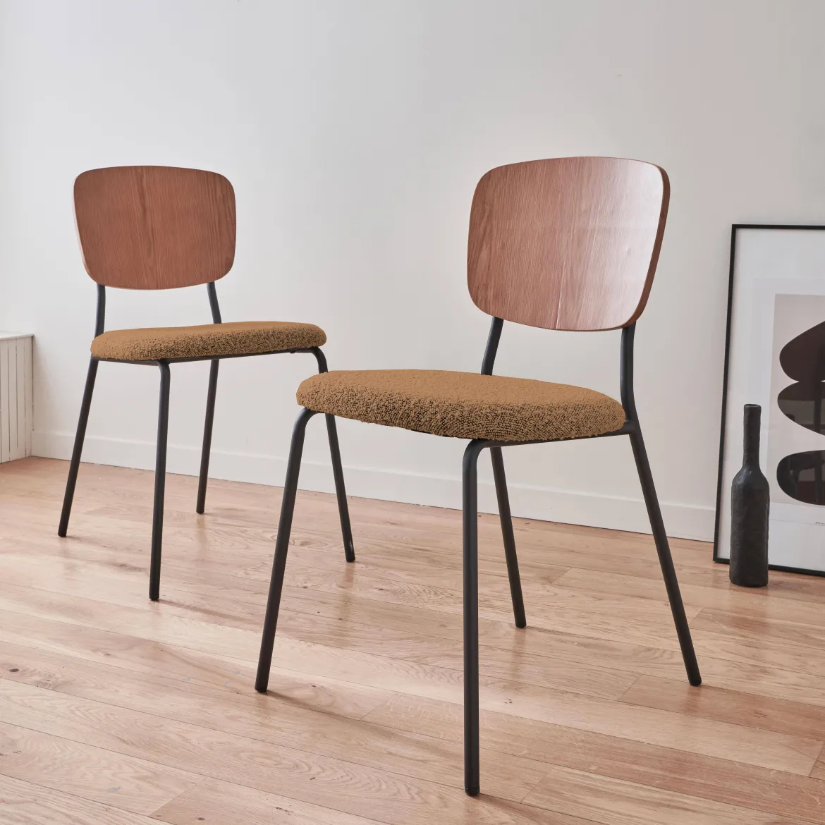 Sedie bouclé struttura in legno con gambe in metallo, set 2
