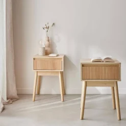 Set 2 comodini effetto legno con cassetto