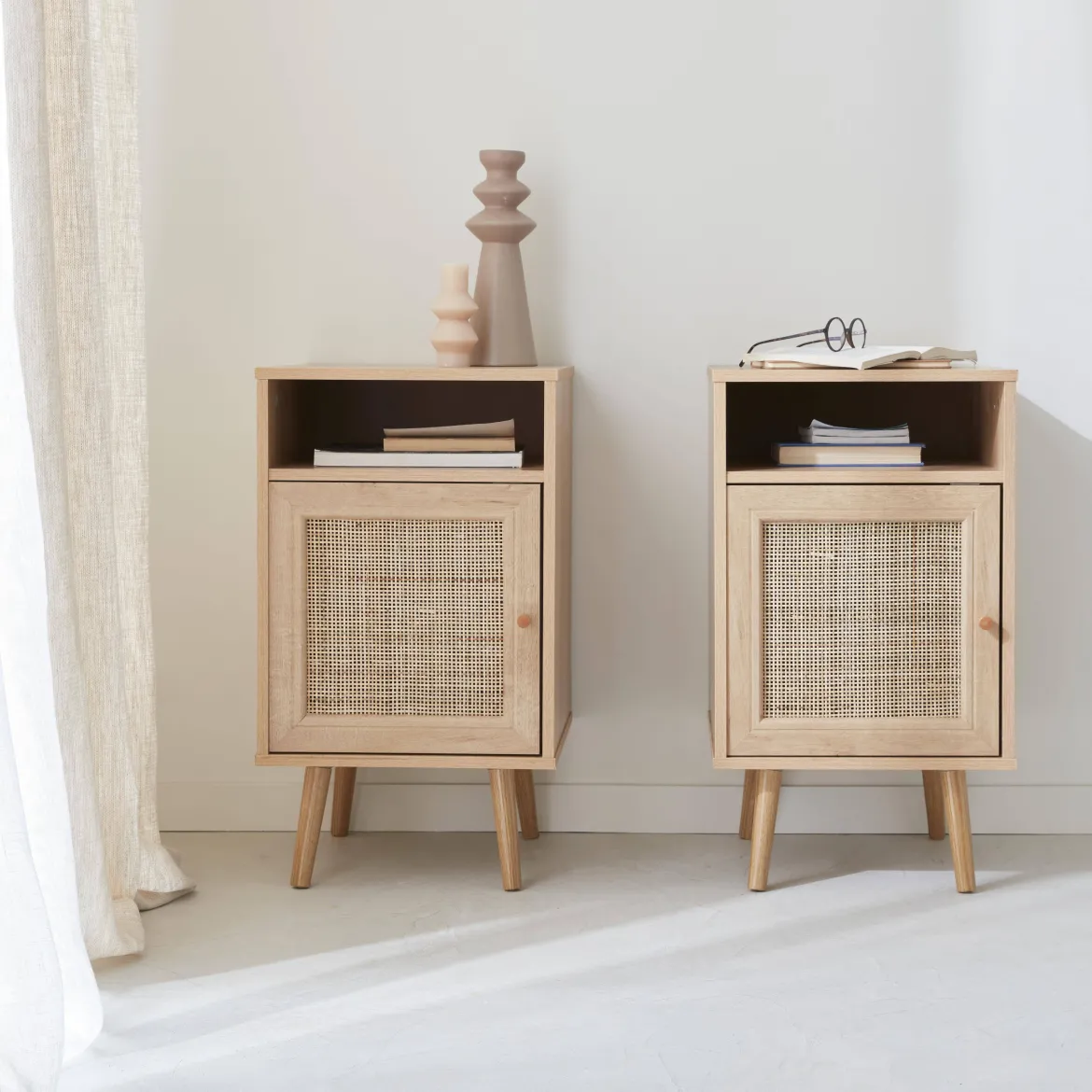 Set 2 comodini scandinavi in intrecciatura cannage