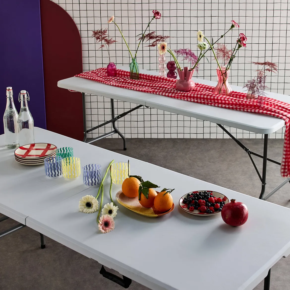 Set 2 tavoli pieghevoli per eventi in plastica