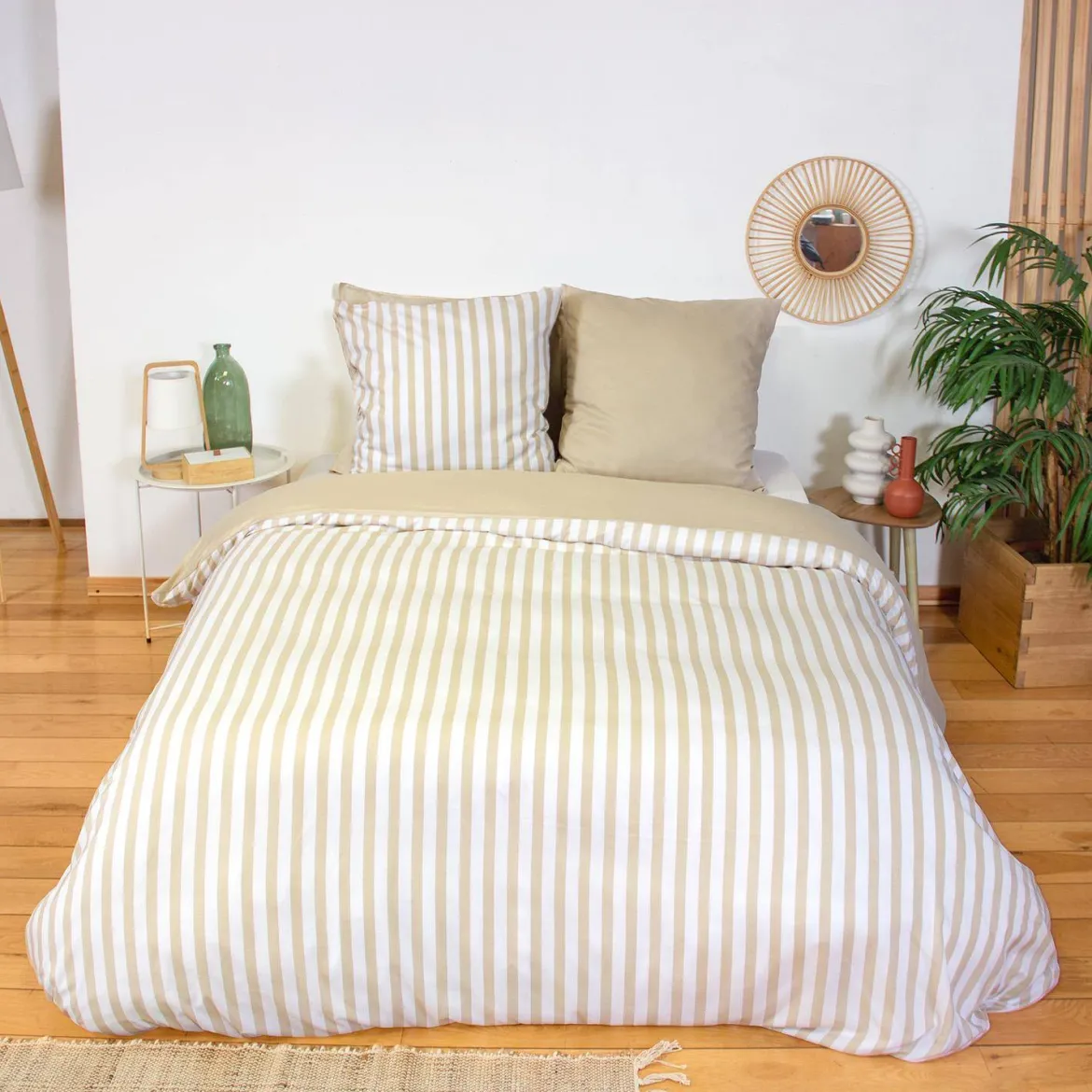 Set biancheria da letto in microfibra a righe beige, 2 posti