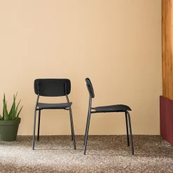 Set di 2 sedie da giardino impilabili in acciaio e plastica
