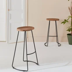 Set di 2 sgabelli da bar in legno di mango e acciaio, 75cm