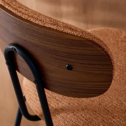 Set di 2 sgabelli da bar legno curvato tinto noce e tessuto idrorepellente gambe in metallo nero