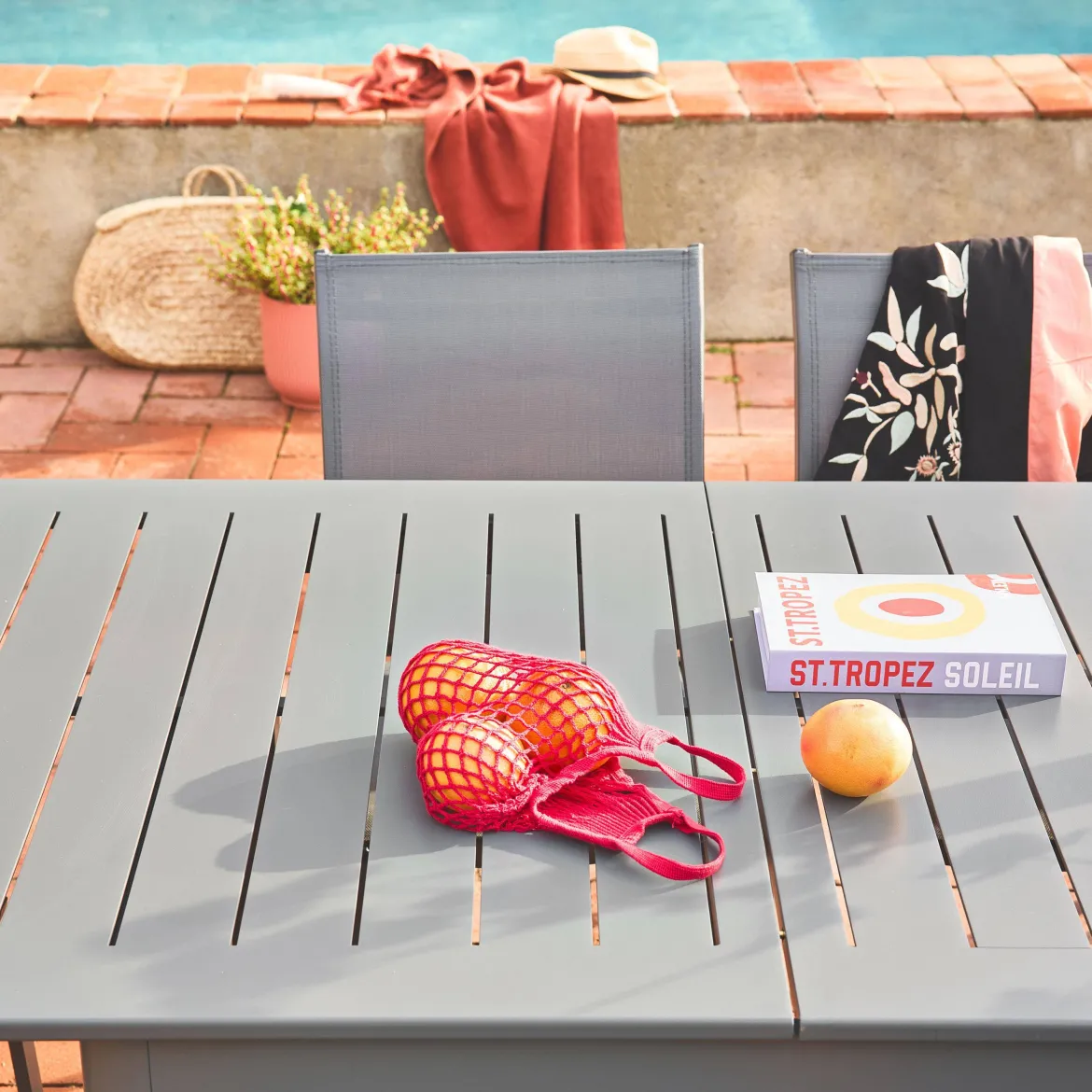 Set tavolo da giardino allungabile in alluminio con 8 sedie