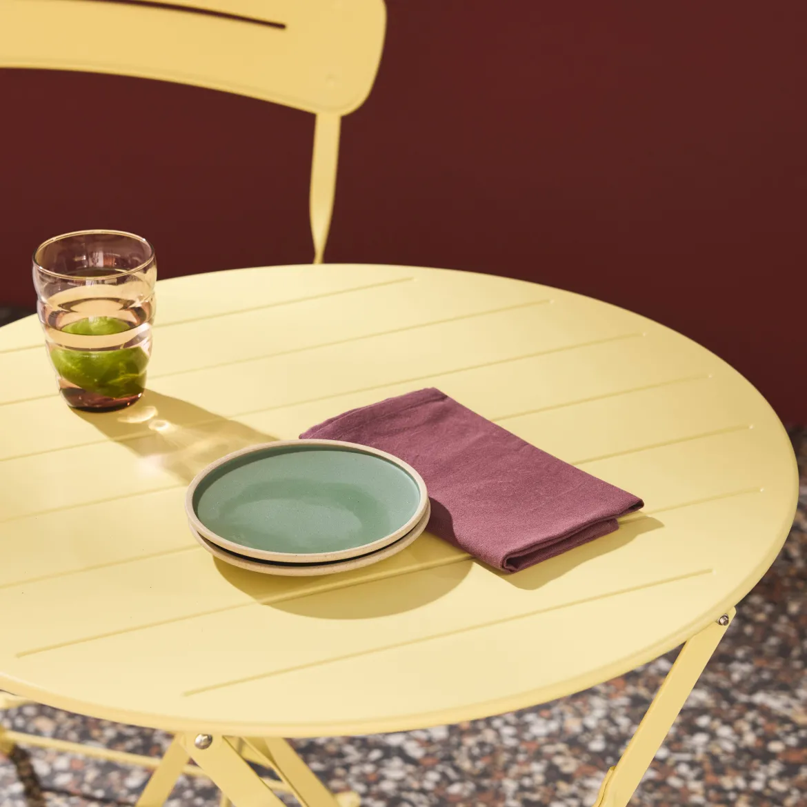 Set tavolo da giardino bistrot pieghevole rotondo in acciaio con 2 sedie