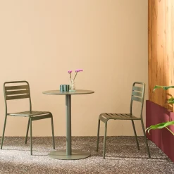 Set tavolo da giardino bistrot rotondo in acciaio con 2 sedie